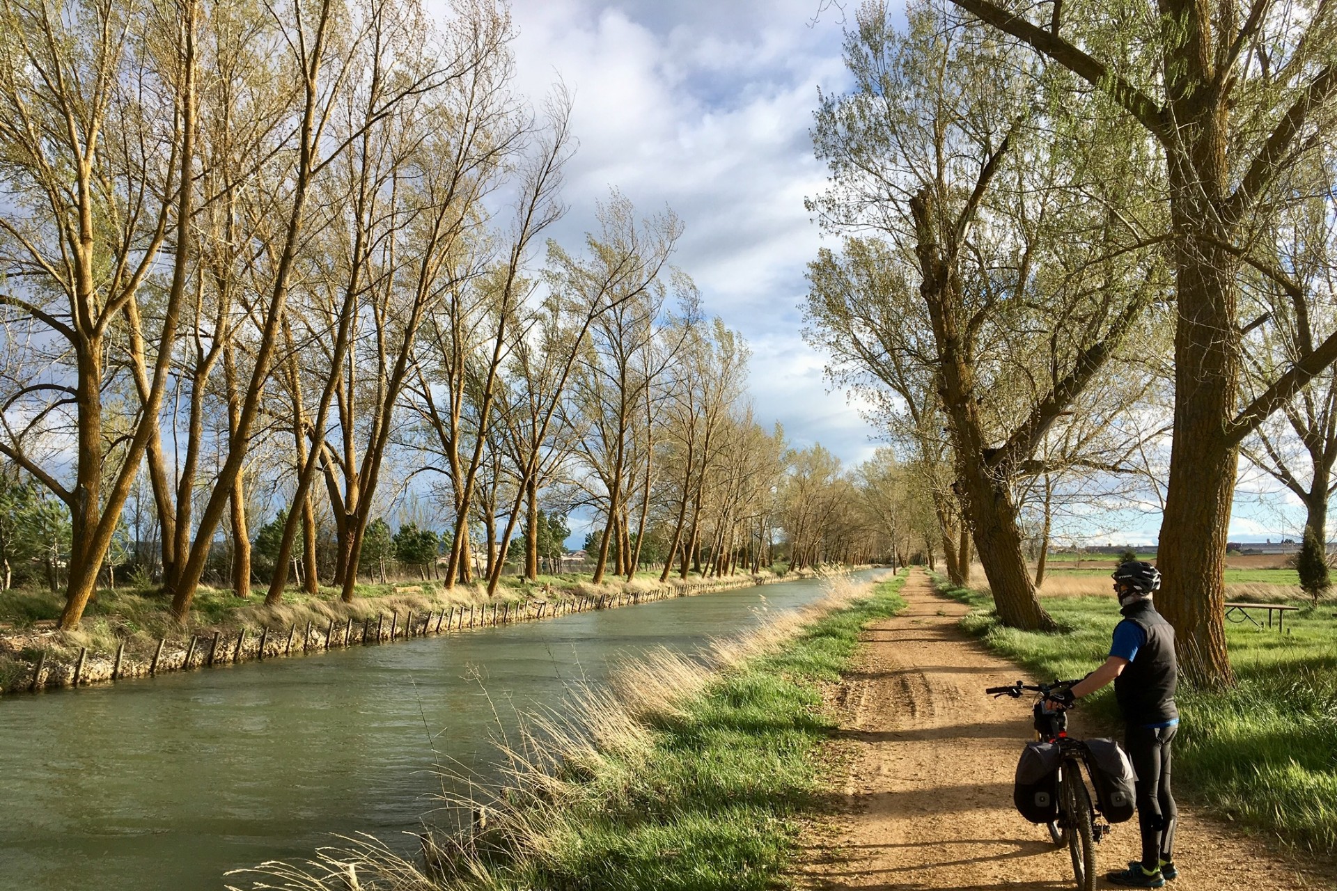 Canal de Castilla: weekend Canal de Castilla: weekend
